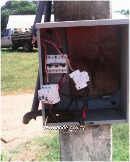 Técnicos de la ANDE constataron irregularidades en la conexión de transformadores.